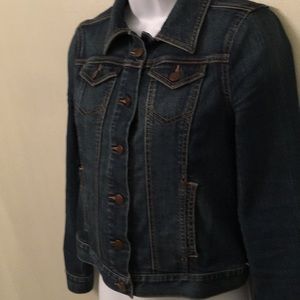 Cropped dark Jean jacket